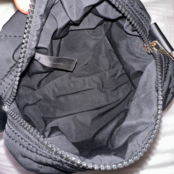 Marc Jacobs Cosmetic Pouch - Picture 6 of 7